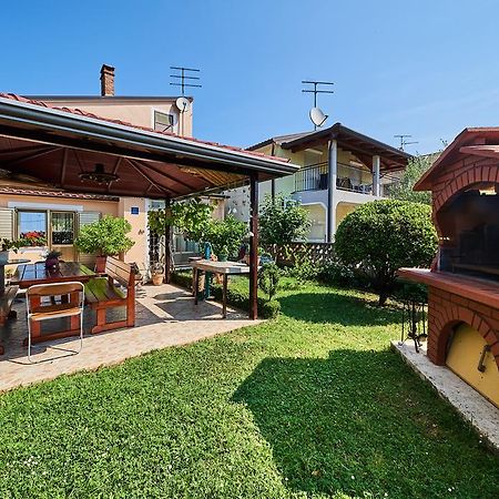 Apartment Erika Umag Exterior foto